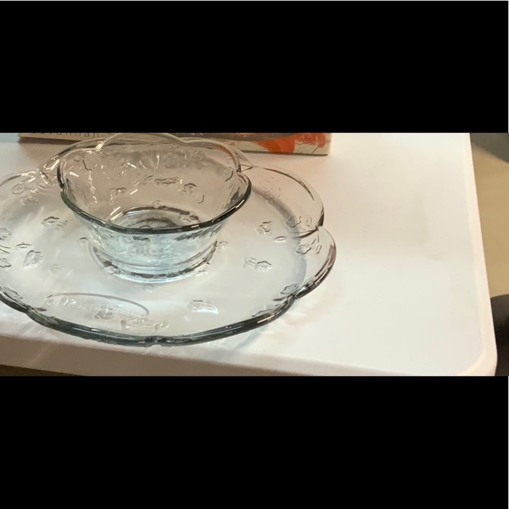 Anchor Hocking Company New in the box 
Chip. And Dip set